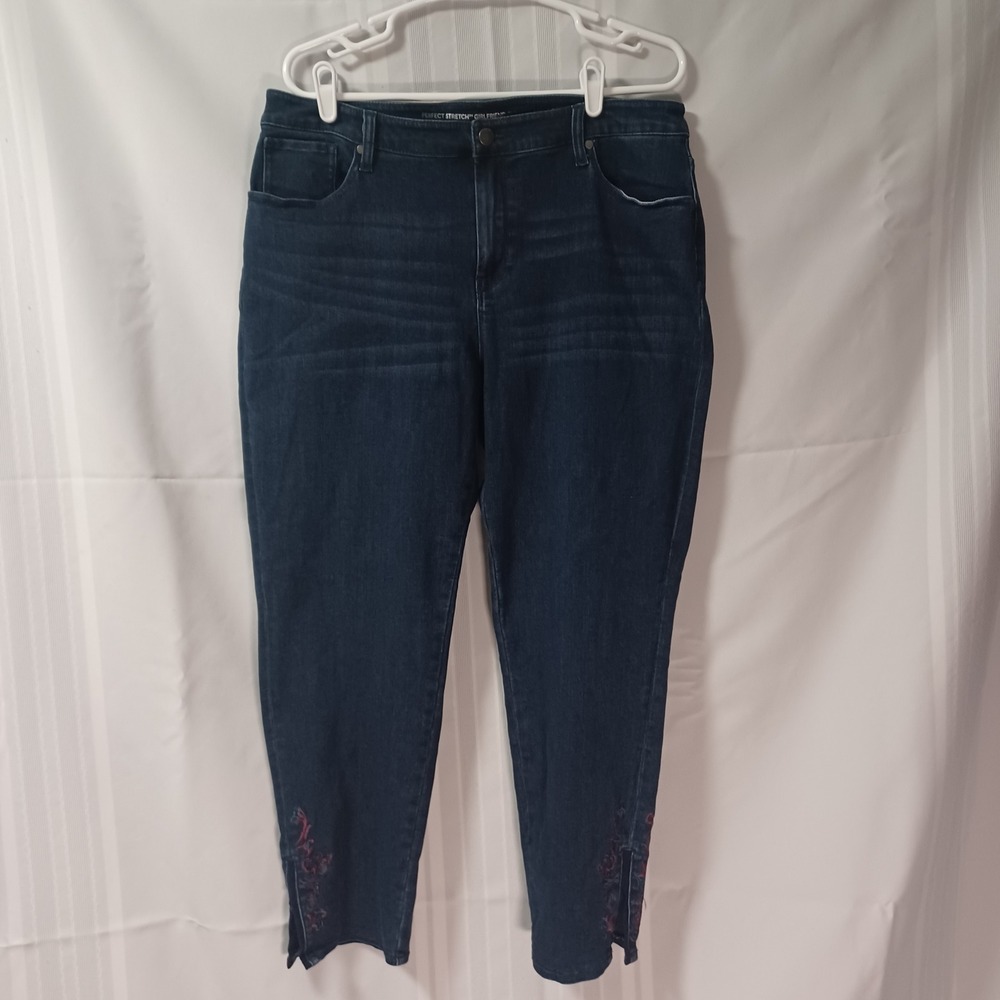 Chico's Jeans Womens 2.5 Blue Perfect Stretch Girlfriend Slim Ankle Embroidered